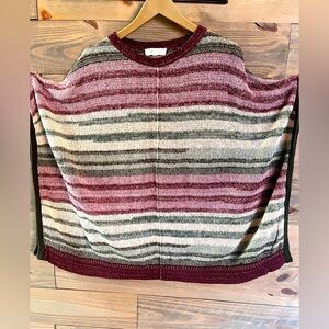 PONCHO STYLE SWEATER - SZ L/XL